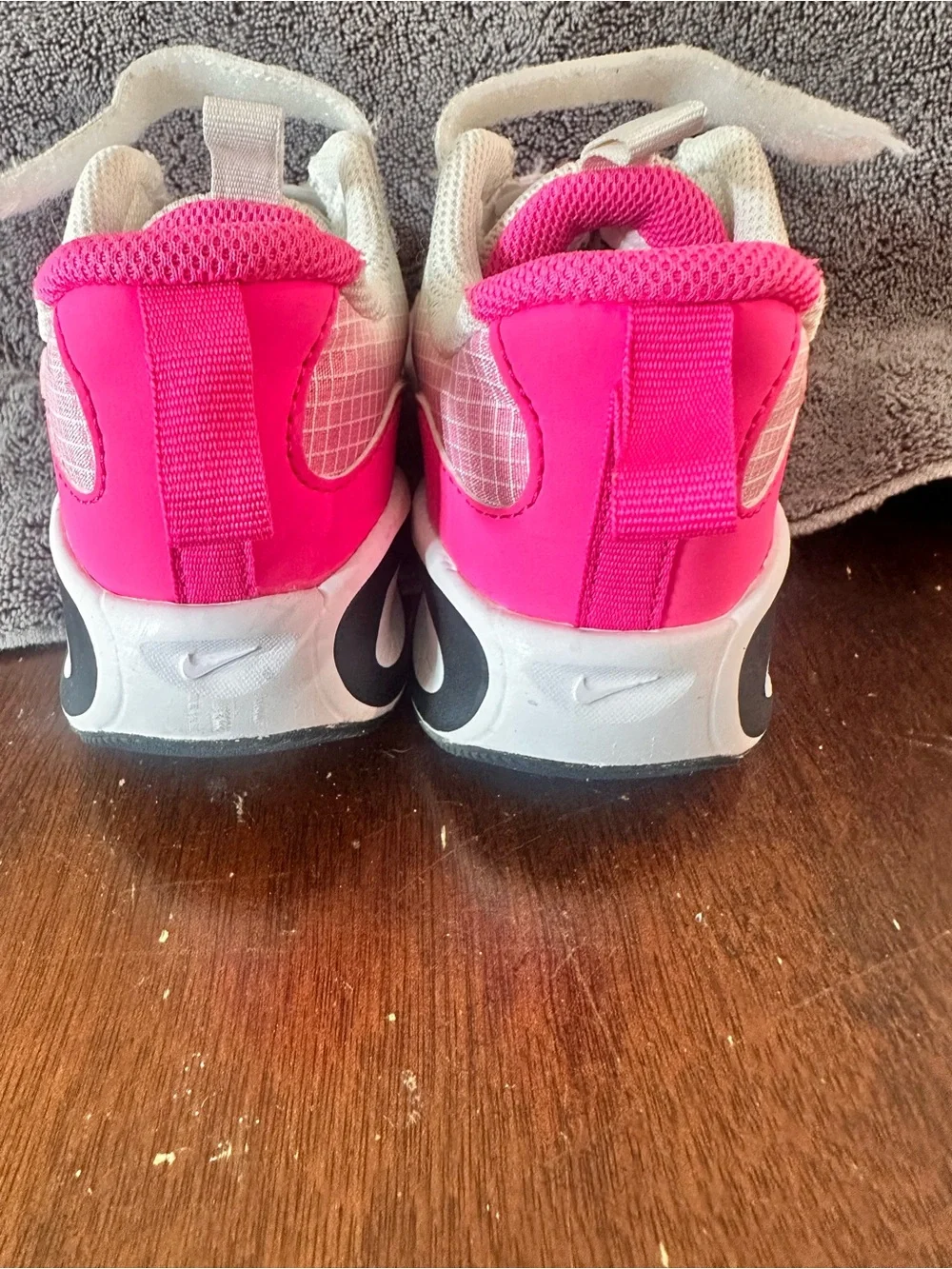 Nike bright pink